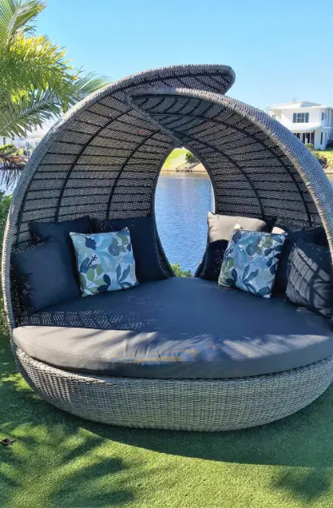 Daybeds