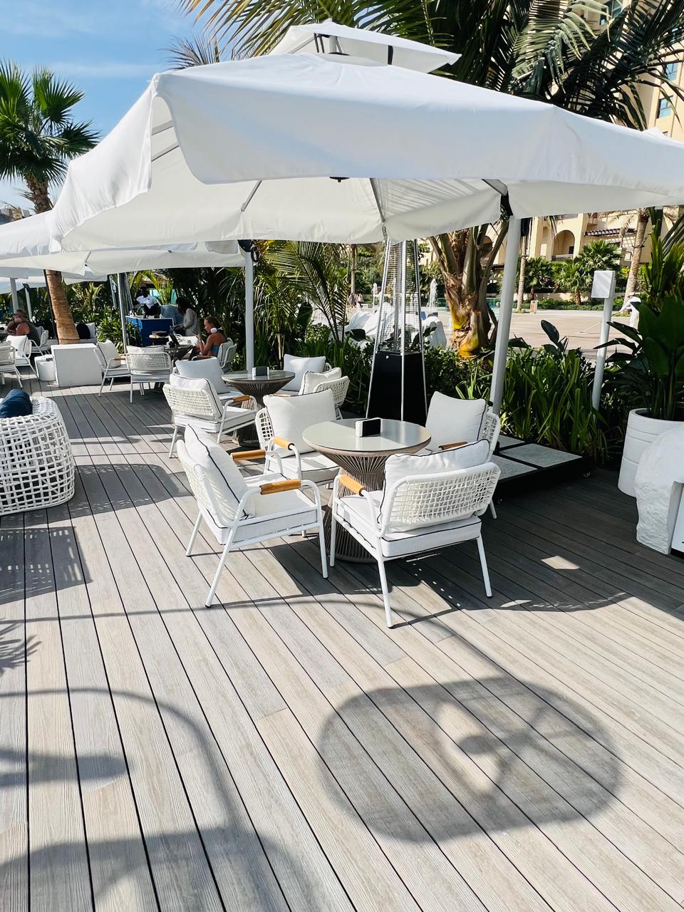 Beach Furniture : Bean Bags, Cabana , Rattan Sofa Sets, Coffee Tables & Umbrellas
